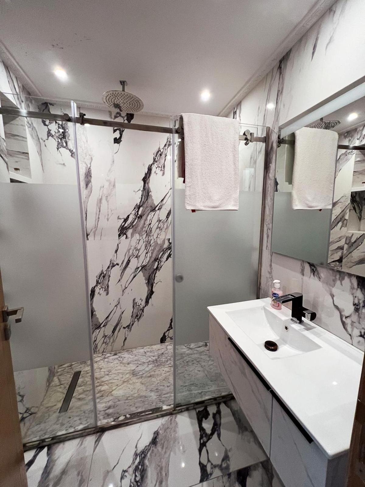 Luxury 3 Bedroom Panoramic Views In Hotspot With Fibre Optic Wifi And Netflix Tanger Extérieur photo
